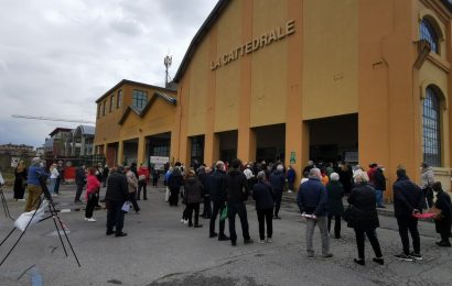 CENTRO VACCINALE LA CATTEDRALE, IMPIANTO GUASTO: DISAGI SUGLI ORARI DELLE VACCINAZIONI E CODE