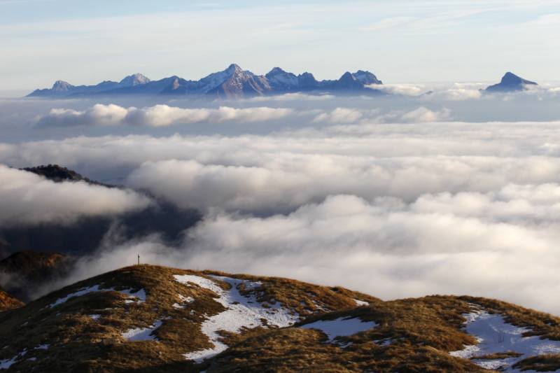 LO SPECIALE DI MERIDIANI MONTAGNE SVELA IL SENTIERO ITALIA CAI