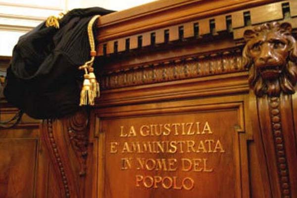 col senno di poi 2. QUANDO LA POLIZIA GIUDIZIARIA CI METTE LO ZAMPINO E IL PROCESSO PRENDE UNA CERTA DIREZIONE