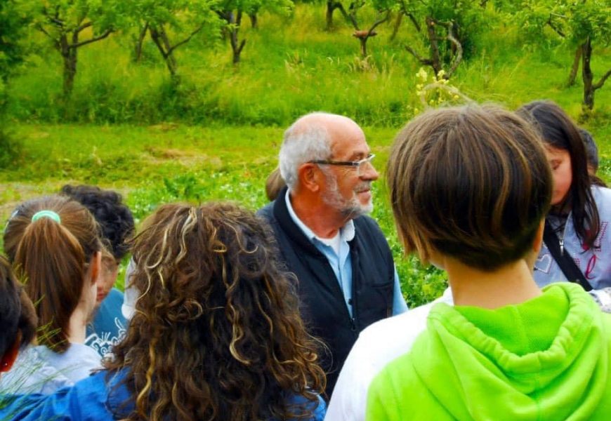 poggio. DUE MOMENTI LEGATI A GIUSEPPE BENNATI, ANIMA DELLA OASI APISTICA LE BUCHE