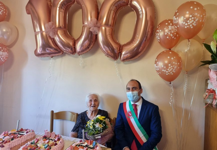 MONTEMURLO FESTEGGIA I CENTO ANNI DI MARIA GAETANA CIRILLO