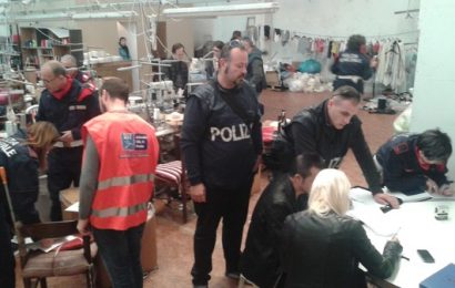 blitz interforze. ARRESTATO IMPRENDITORE CINESE, SCOPERTI 17 LAVORATORI A NERO SU 22 IMPIEGATI