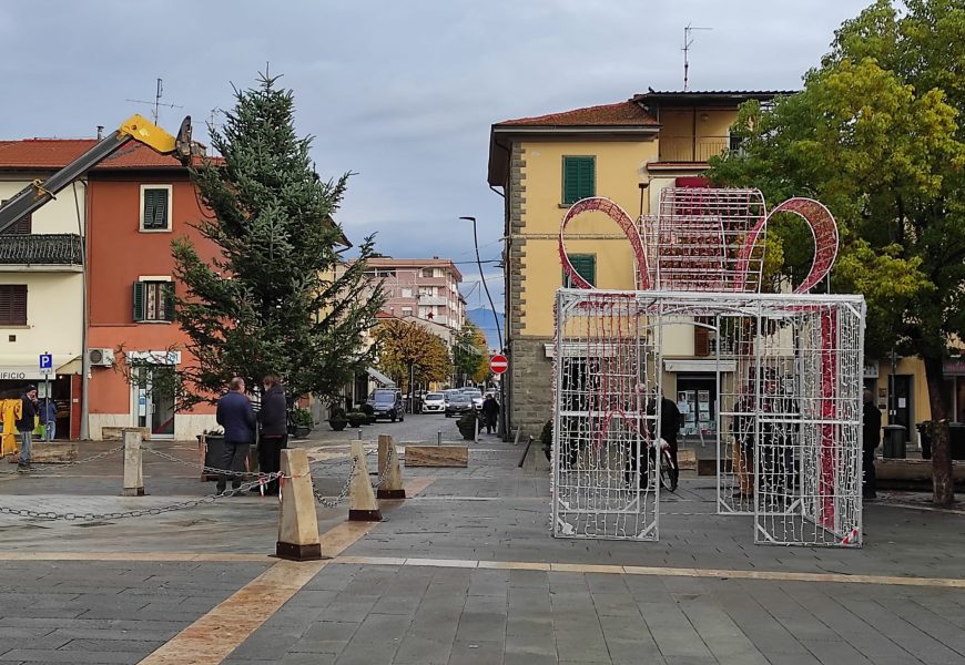 “NATALE A QUARRATA 2021”: TORNANO LA MOSTRA DEI PRESEPI E LA PISTA DI PATTINAGGIO SUL GHIACCIO