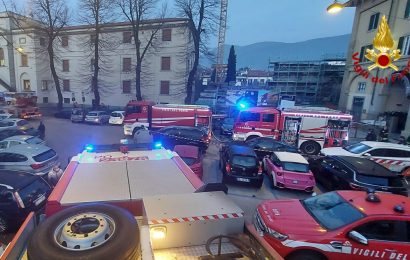 piazza mercatale. INCENDIO IN UN APPARTAMENTO