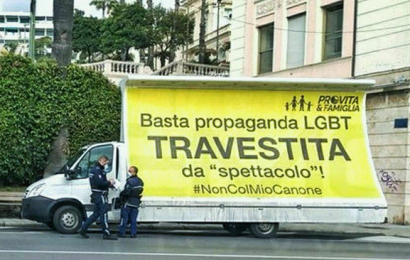 sanremo. PRO VITA & FAMIGLIA: «POLIZIA BLOCCA E MULTA NOSTRI CAMION-VELA: È CENSURA!»