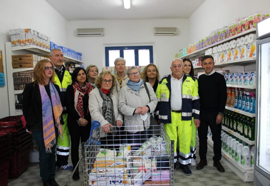 agliana. INAUGURATO L’EMPORIO SOLIDALE “LE DODICI CESTE”