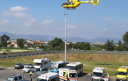 montemurlo. MALORE IN BICICLETTA, ARRIVA PEGASO. I PRIMI SOCCORSI DA UN MEDICO E UN INFERMIERE FUORI SERVIZIO