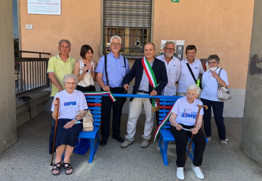 quarrata. L’AVIS REGALA ALLA CITTÀ SEI PANCHINE “INCLUSIVE”