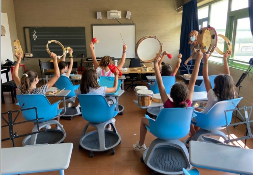 BAMBINI MENO SOLI A RITMO DI MUSICA