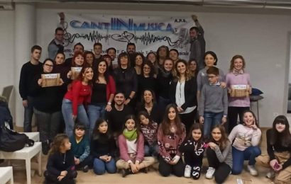 cantinmusica aps. A LEZIONE DI CANTO