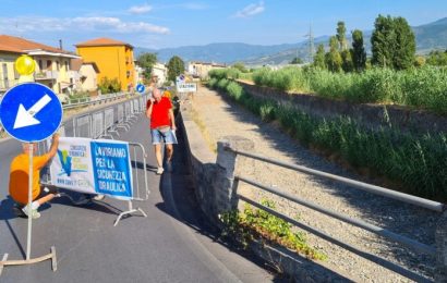 montale. AGNA, INIZIATI I LAVORI DI RISANAMENTO DEL MURO DI SPONDA