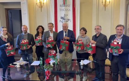 NATALE 2022, PANIERE SOLIDALE DI ANT CON LE ECCELLENZE TOSCANE