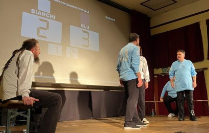 ALL’AUDITORIUM DEL CIRCOLO HITACHI TORNANO I MATCH D IMPROVVISAZIONE TEATRALE