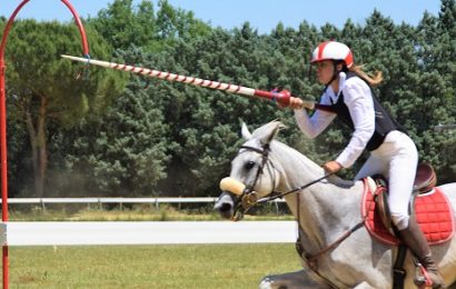 A PISTOIA LA PREMIAZIONE DEL CAMPIONATO TOSCANO MONTA STORICA FITETREC-ANTE (GIOSTRA ALL’ANELLO)