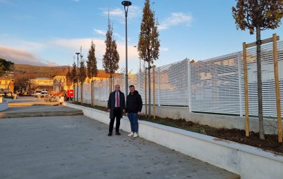 montemurlo. OLTRE 300 ALBERI NEL BOSCO URBANO DEL CENTRO CITTADINO. INIZIATA LA PIANTUMAZIONE