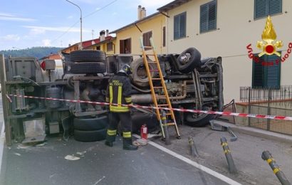 vaiano. INCIDENTE SR 325 A LA BRIGLIA, INIZIATO IL TRASBORDO DEL GPL