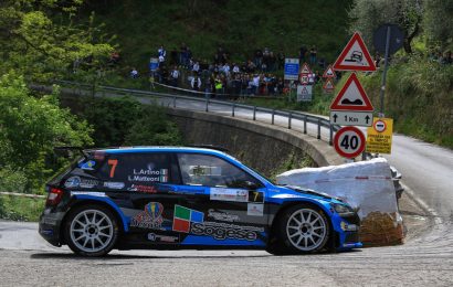 LUCA ARTINO AL RALLY DI REGGELLO: IL PILOTA PISTOIESE CERCA IL RISCATTO SULLE STRADE DEL VALDARNO FIORENTINO