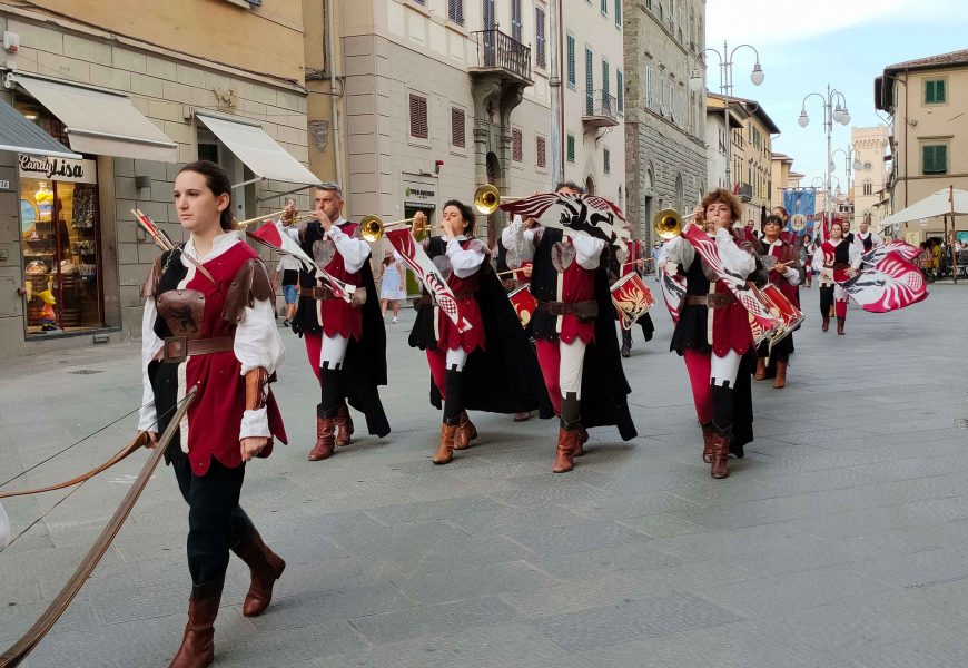 DOMANI SABATO LA SFILATA DI APERTURA DEI FESTEGGIAMENTI JACOPEI