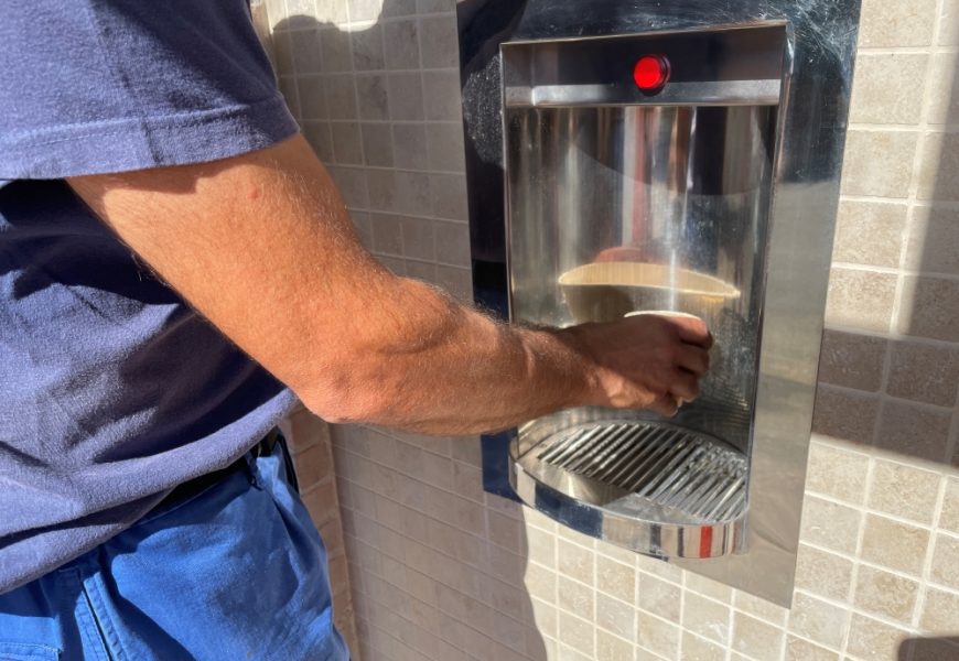 lamporecchio. RIATTIVATO IL FONTANELLO DI ACQUA AD ALTA QUALITÀ IN PIAZZA SALVO D’ACQUISTO 