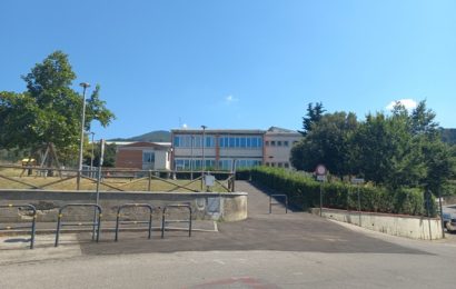 montemurlo. MORECCI, STRADA A DUE CORSIE E NUOVI PARCHEGGI A SERVIZIO DEL POLO SCOLASTICO