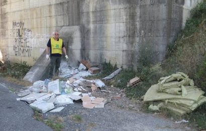 quarrata. UN ALTRO ABBANDONO DI RIFIUTI IN VIA DEL CORSO