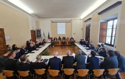 alluvione. SUI RIFIUTI RIUNITO A PISTOIA IL COMITATO INTERPROVINCIALE PER L’ORDINE E LA SICUREZZA PUBBLICA