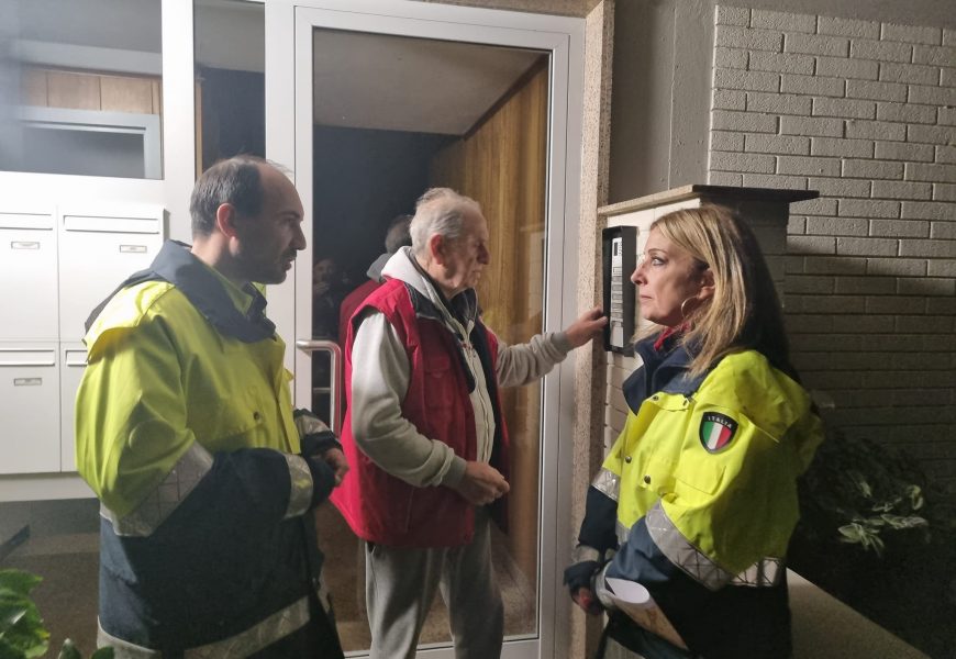 montemurlo. TORRENTE STREGALE SORVEGLIATO SPECIALE, UN NUOVO ORDINE DI EVACUAZIONE DEI PIANI TERRA E SEMINTERRATI DI CINQUE STRADE DEL CENTRO