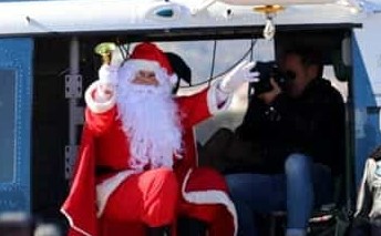 serravalle. BABBO NATALE IN ELICOTTERO, RIFONDAZIONE COMUNISTA: LODEVOLE SUI DONI, NON CONDIVISIBILE SUL COSTO