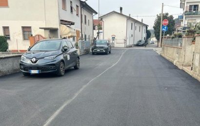 monsummano. ASFALTATA VIA DEL CAPANNONE A “COSTO ZERO”