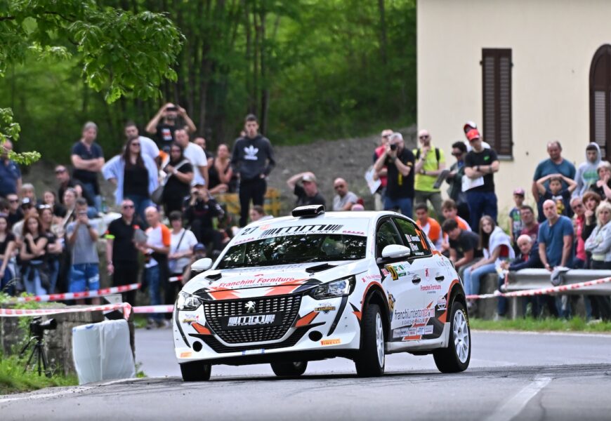 DAL RALLY DEGLI ABETI AL RALLY INTERNAZIONALE DEL TARO: DIMENSIONE CORSE A TRE PUNTE NELLA SECONDA MANCHE DI IRC