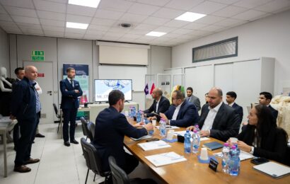 IL MINISTRO DELL’ECONOMIA DELL’ARABIA SAUDITA IN VISITA A PRATO. DIALOGO CON NEXT TECHNOLOGY TECNOTESSILE SU INNOVAZIONE E MADE IN ITALY