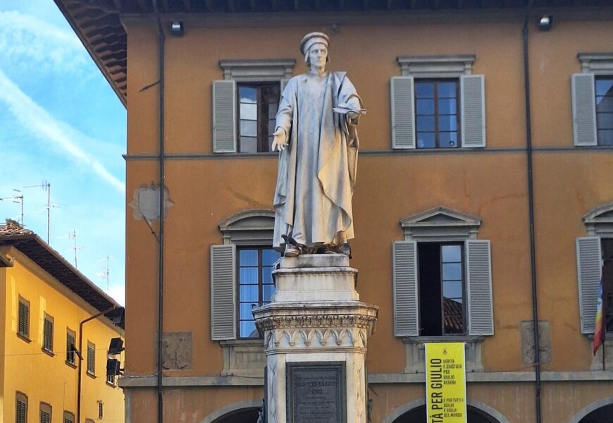 TERMINATI I LAVORI DI RESTAURO DEL MONUMENTO A FRANCESCO DATINI IN PIAZZA DEL COMUNE