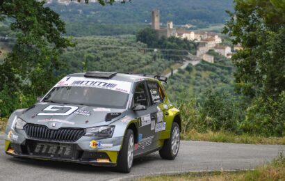 LUCA ARTINO VERSO IL RALLY CASCIANA TERME: DEBUTTO SULLA SKODA FABIA RS PER IL PILOTA PISTOIESE