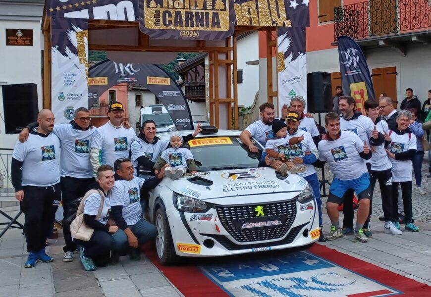 DIMENSIONE CORSE BRINDA CON GIACOMO GUGLIELMINI AL RALLY VALLI DELLA CARNIA: VITTORIA DEL TROFEO RALLY4 DI INTERNATIONAL RALLY CUP E DEL PIRELLI STAR RALLY4