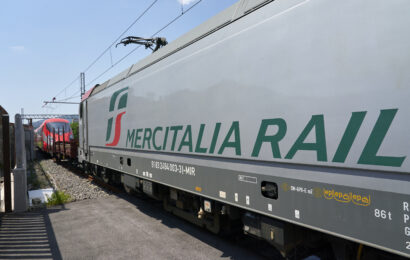 POLO LOGISTICA FS: PARTONO I COLLEGAMENTI PER TRASPORTARE I NUOVI FRECCIAROSSA 1000