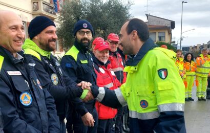 montemurlo. IN MEMORIA: UN ANNO DOPO L’ALLUVIONE IL COMUNE RICORDA LE VITTIME E RINGRAZIA I VOLONTARI