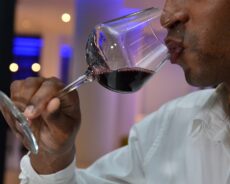 VINO, IL CONSORZIO CHIANTI DEBUTTA IN AFRICA