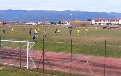 serravalle. RIAPERTO IL CAMPO SPORTIVO BARNI DI CASALGUIDI MA IL CANTIERE RESTA APERTO