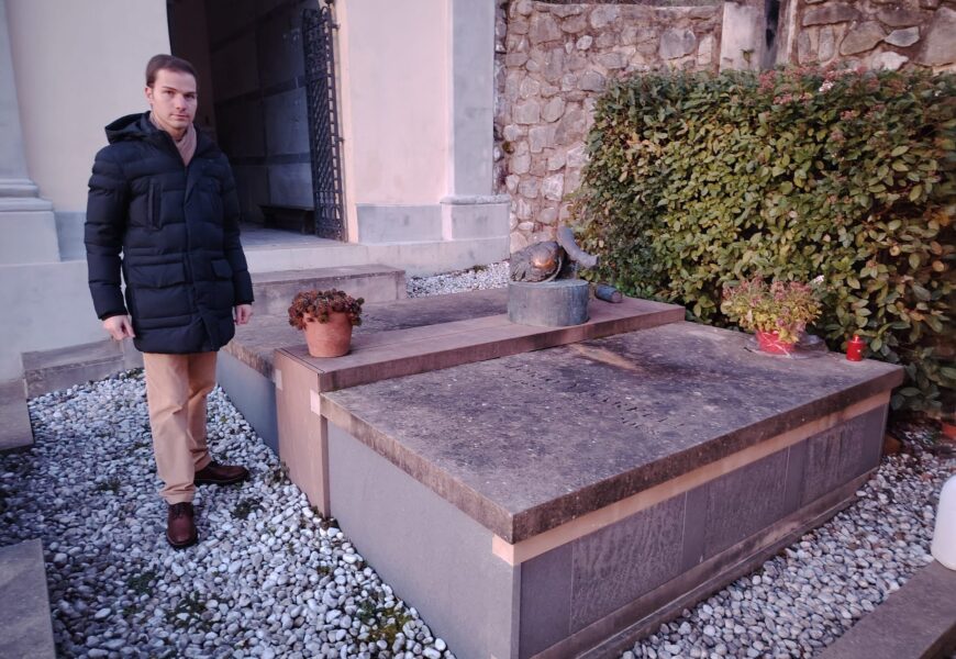 montale. IL MONUMENTO FUNEBRE DEDICATO A JORIO VIVARELLI A FOGNANO VERSA IN PESSIME CONDIZIONI