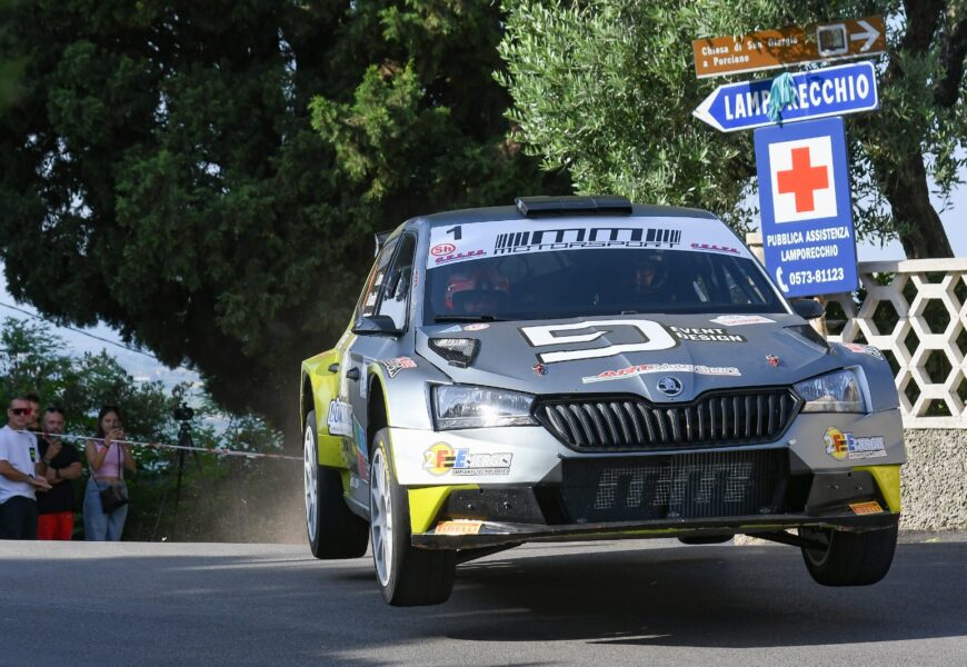 LUCA ARTINO TORNA NELLA COPPA RALLY DI ZONA: IL PILOTA PISTOIESE VERSO UN 2025 DI GRANDE INTENSITÀ, SULLA SKODA FABIA RS