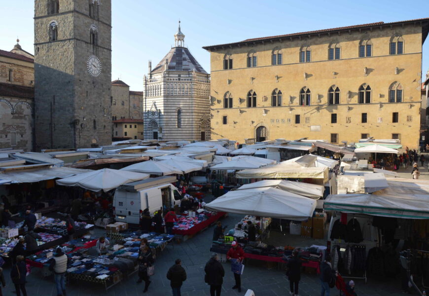 OGGI MERCATO IN CENTRO STORICO