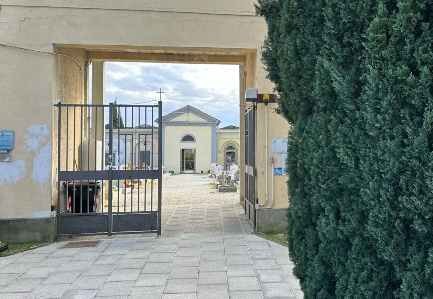 montale. CIMITERI, PAPERETTI (NOI PER MONTALE): LE CONDIZIONI GENERALI RESTANO DISCUTIBILI